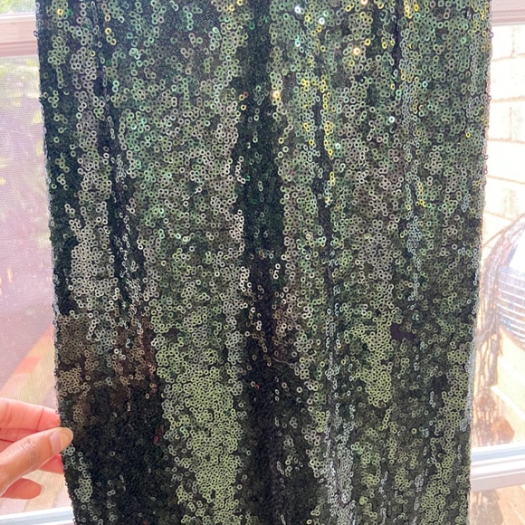 Windsor Green Sequin Maxi Dress - Picture 5 of 7